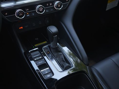 New 2026 Acura Integra FWD image 17