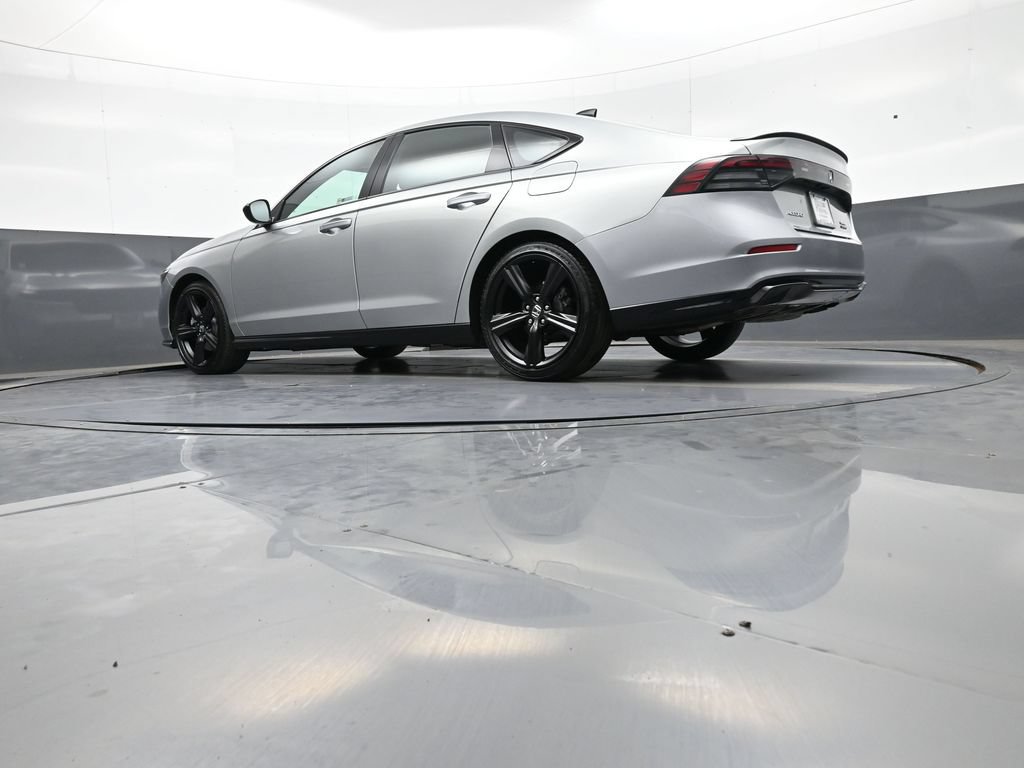 Used 2024 Honda Accord Sport image 31