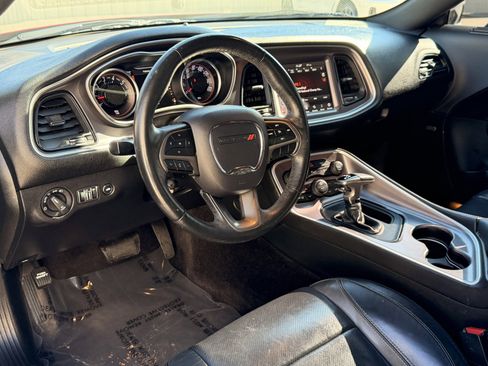 Used 2019 Dodge Challenger SXT w/ Plus Package image 15