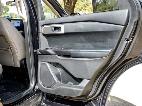 Used 2021 Ford Explorer 2WD image 43