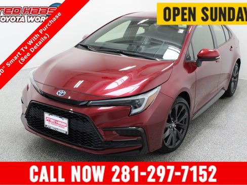 Used 2025 Toyota Corolla SE FWD image 1