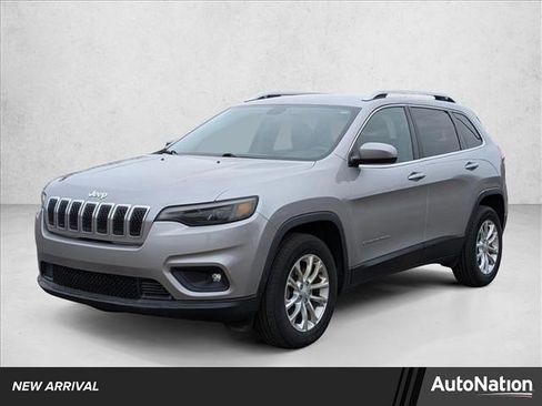 Used 2019 Jeep Cherokee Latitude w/ Popular Appearance Group image 1