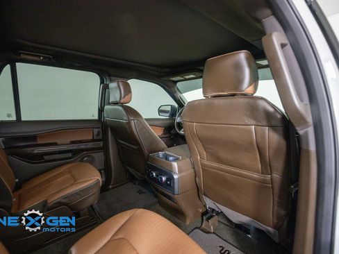 Used 2024 Ford Expedition Max King Ranch AWD/4WD image 38