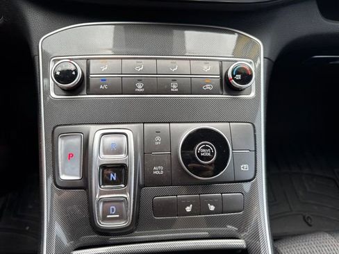 Used 2022 Hyundai Santa Fe SEL FWD image 17