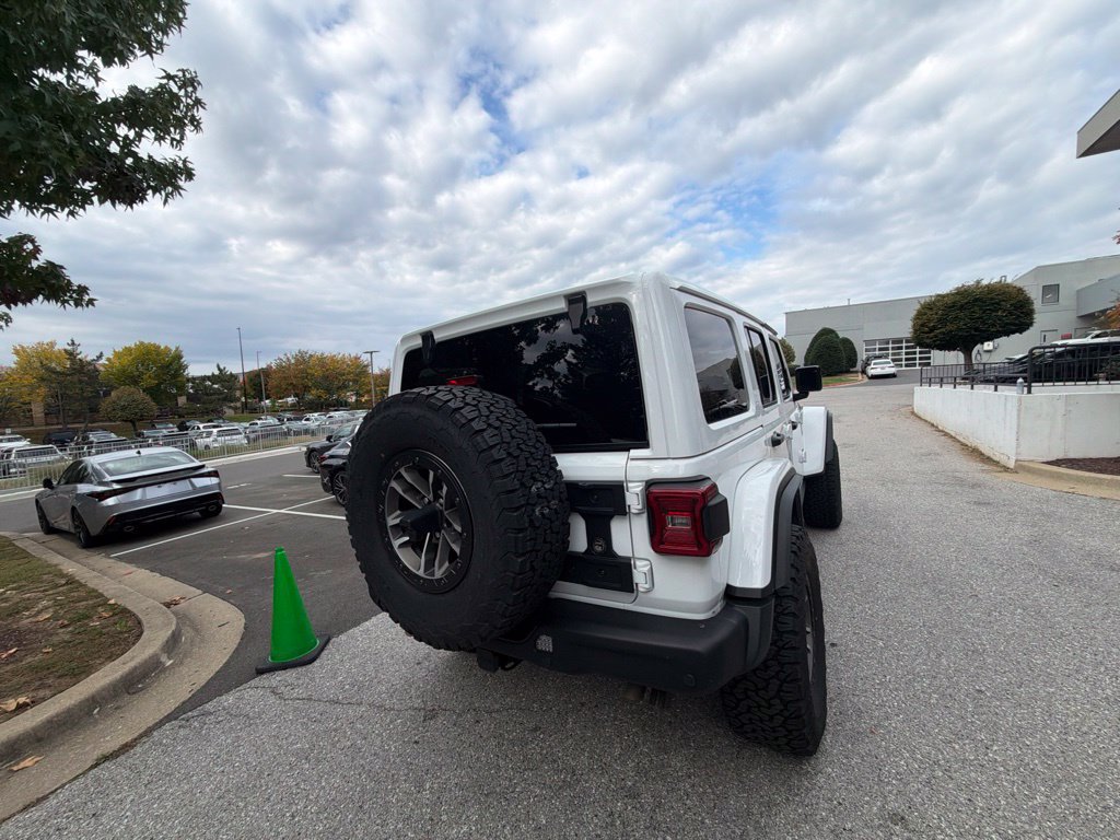 Used 2024 Jeep Wrangler Unlimited Rubicon 392 AWD/4WD image 15
