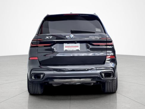 Used 2024 BMW X7 xDrive40i w/ M Sport Package image 4