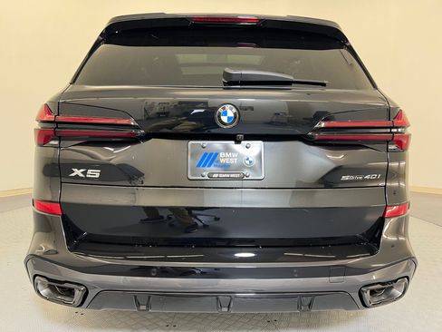 New 2026 BMW X5 sDrive40i w/ M Sport Package RWD image 9