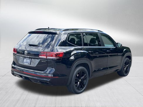 Certified 2023 Volkswagen Atlas SEL R-Line AWD/4WD image 7