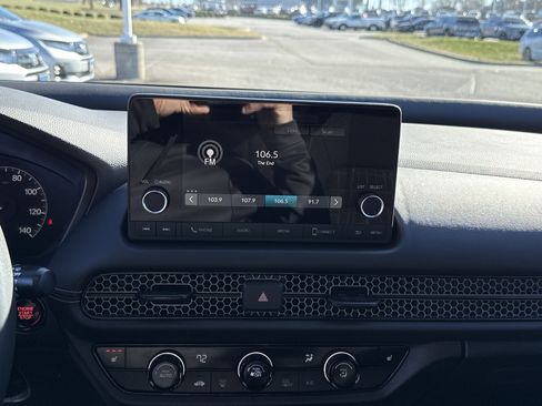 Certified 2024 Honda HR-V Sport image 23