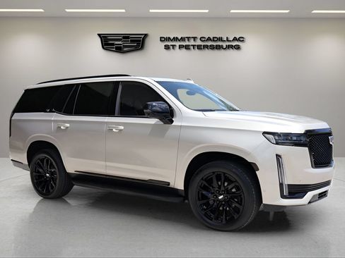 Used 2021 Cadillac Escalade Sport w/ LPO, ONYX Package AWD/4WD image 7