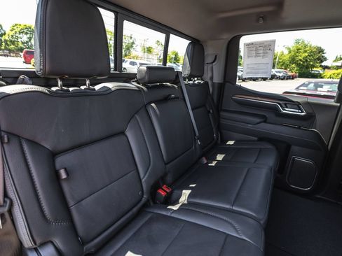 Used 2025 GMC Sierra 1500 Denali w/ Denali Reserve Package AWD/4WD image 36