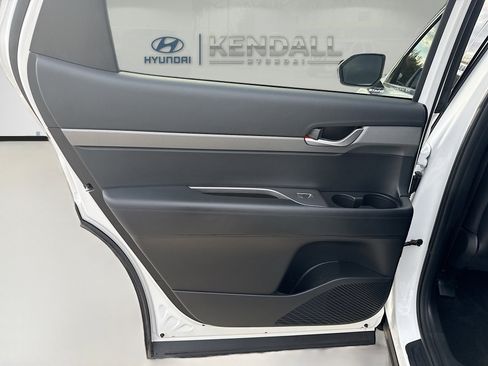Used 2025 Hyundai Palisade SEL image 24