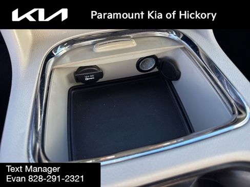 Used 2019 Dodge Grand Caravan SXT image 26