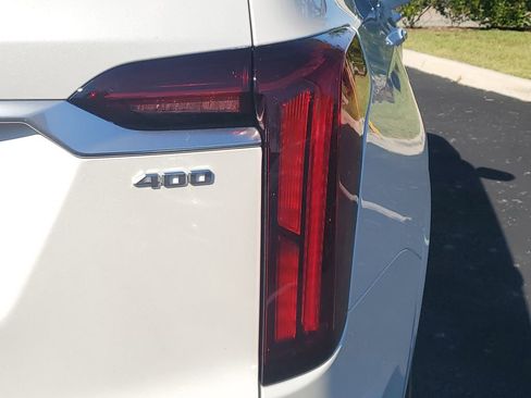 Certified 2023 Cadillac XT6 Premium Luxury w/ Platinum Package image 27