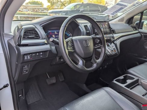 Used 2021 Honda Odyssey Touring image 4