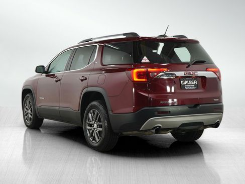 Used 2017 GMC Acadia SLT AWD/4WD image 3