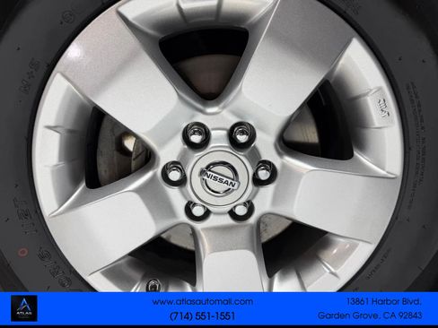 Used 2013 Nissan Frontier SV AWD/4WD image 8