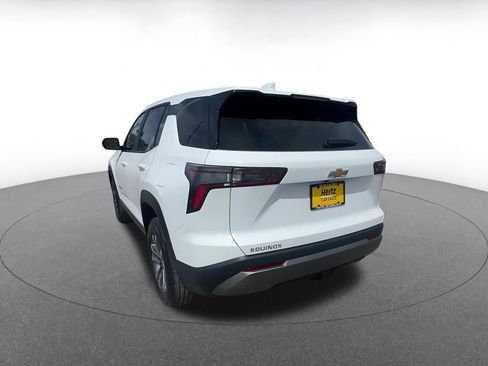 Used 2025 Chevrolet Equinox LT image 11