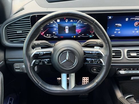 Certified 2024 Mercedes-Benz GLS 580 4MATIC image 11