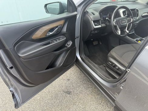 Used 2019 GMC Terrain SLE w/ Driver Convenience Package image 14