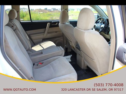 Used 2011 Toyota Highlander 2WD w/ Tech Pkg image 20