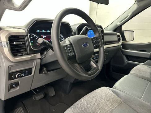 Used 2021 Ford F150 XLT RWD image 12