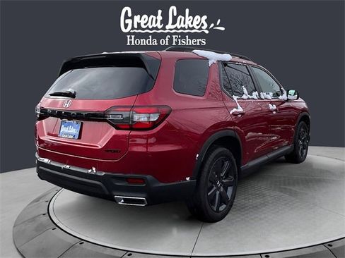 New 2025 Honda Pilot Sport image 5