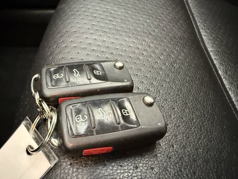 Used 2014 Volkswagen Jetta SE image 15