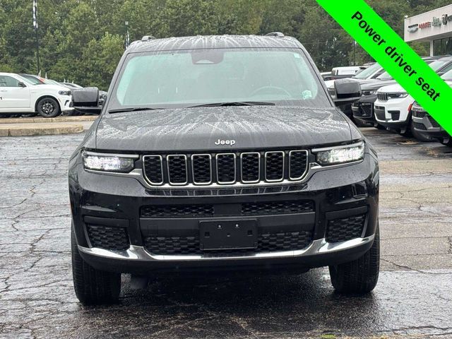 Used 2022 Jeep Grand Cherokee L Laredo w/ Luxury Tech Group I AWD/4WD image 31