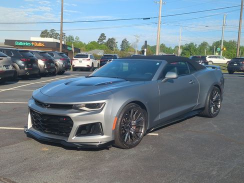 Used 2023 Chevrolet Camaro ZL1 image 1