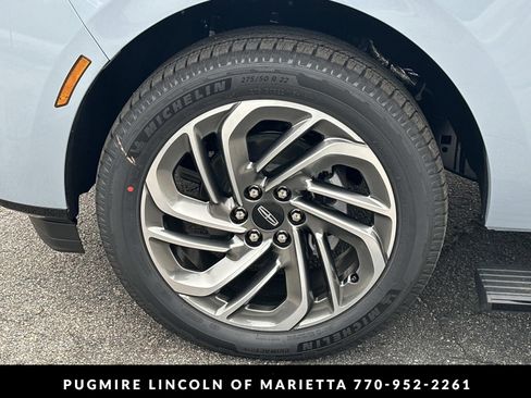 New 2026 Lincoln Navigator L Reserve AWD/4WD image 11