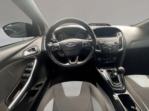 Used 2018 Ford Focus ST FWD image 8