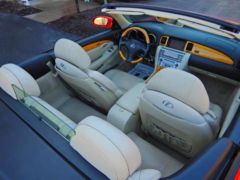 Used 2002 Lexus SC 430 Convertible image 10