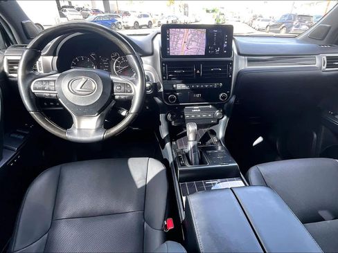 Used 2023 Lexus GX 460 Premium image 16