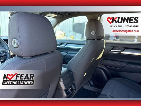 Used 2026 GMC Terrain Elevation w/ Technology Package II image 41