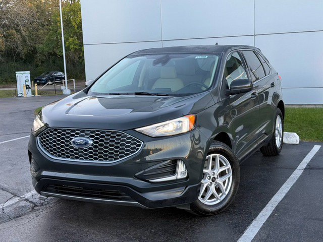 Used 2024 Ford Edge SEL w/ Convenience Package AWD/4WD image 2