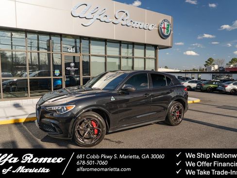 Used 2021 Alfa Romeo Stelvio Quadrifoglio image 1