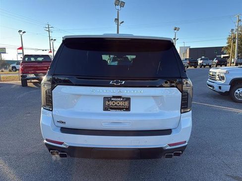 New 2026 Chevrolet Suburban High Country image 6