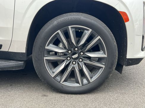 Used 2021 Cadillac Escalade Sport image 12