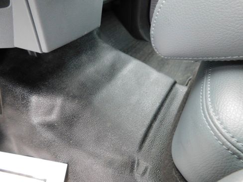 Used 2015 Ford F250 XL image 28