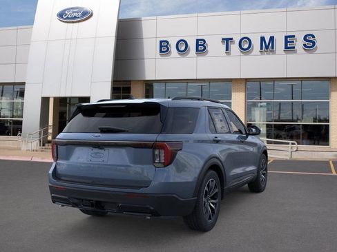 New 2025 Ford Explorer ST-Line w/ Premium Package image 10