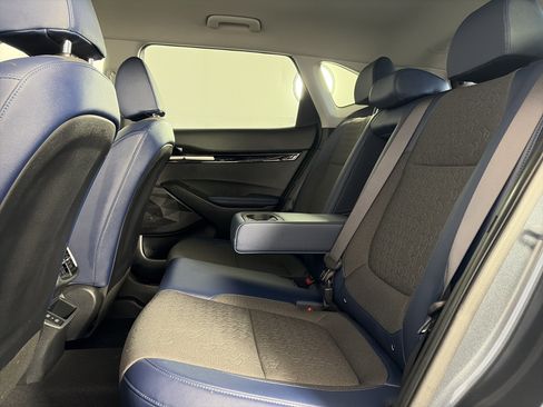 Certified 2025 Kia Seltos S AWD/4WD image 7
