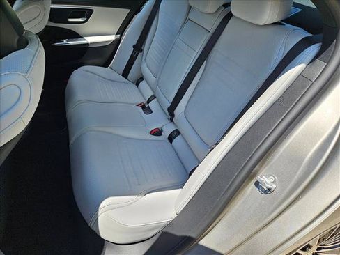 Used 2022 Mercedes-Benz C 300 Sedan image 17
