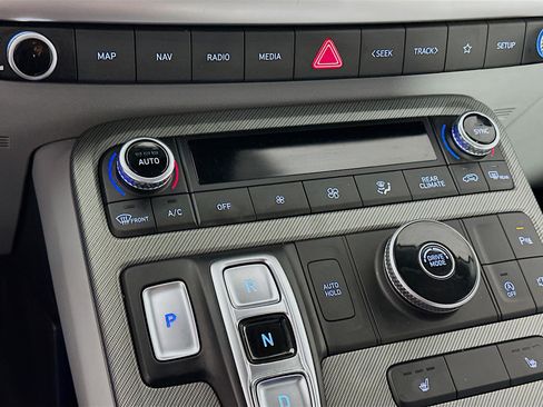 Used 2025 Hyundai Palisade SEL image 24