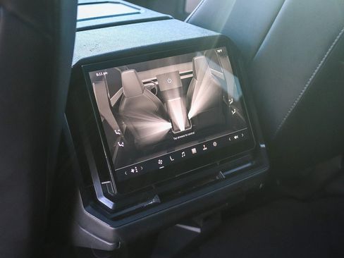 Used 2024 Tesla Cybertruck Cyberbeast AWD/4WD image 23
