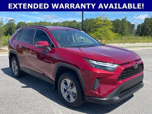 Used 2024 Toyota RAV4 XLE FWD image 7