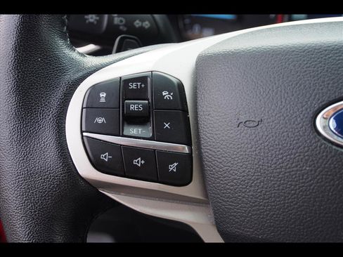 Used 2021 Ford Explorer Limited w/ Equipment Group 301A image 27