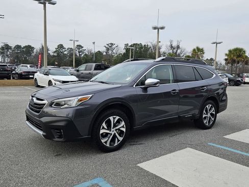 Used 2022 Subaru Outback Touring XT image 2