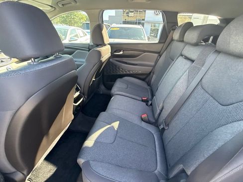 Used 2020 Hyundai Santa Fe SE FWD image 29