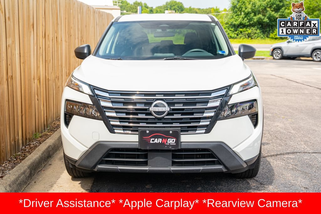 Used 2025 Nissan Rogue S AWD/4WD image 2